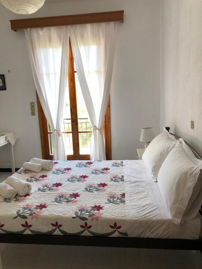 Hotel Apelati à Keri Extérieur photo