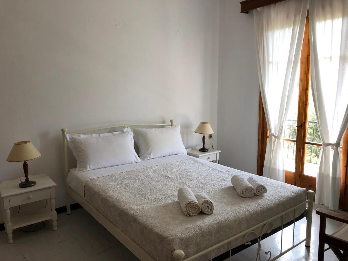 Hotel Apelati à Keri Extérieur photo